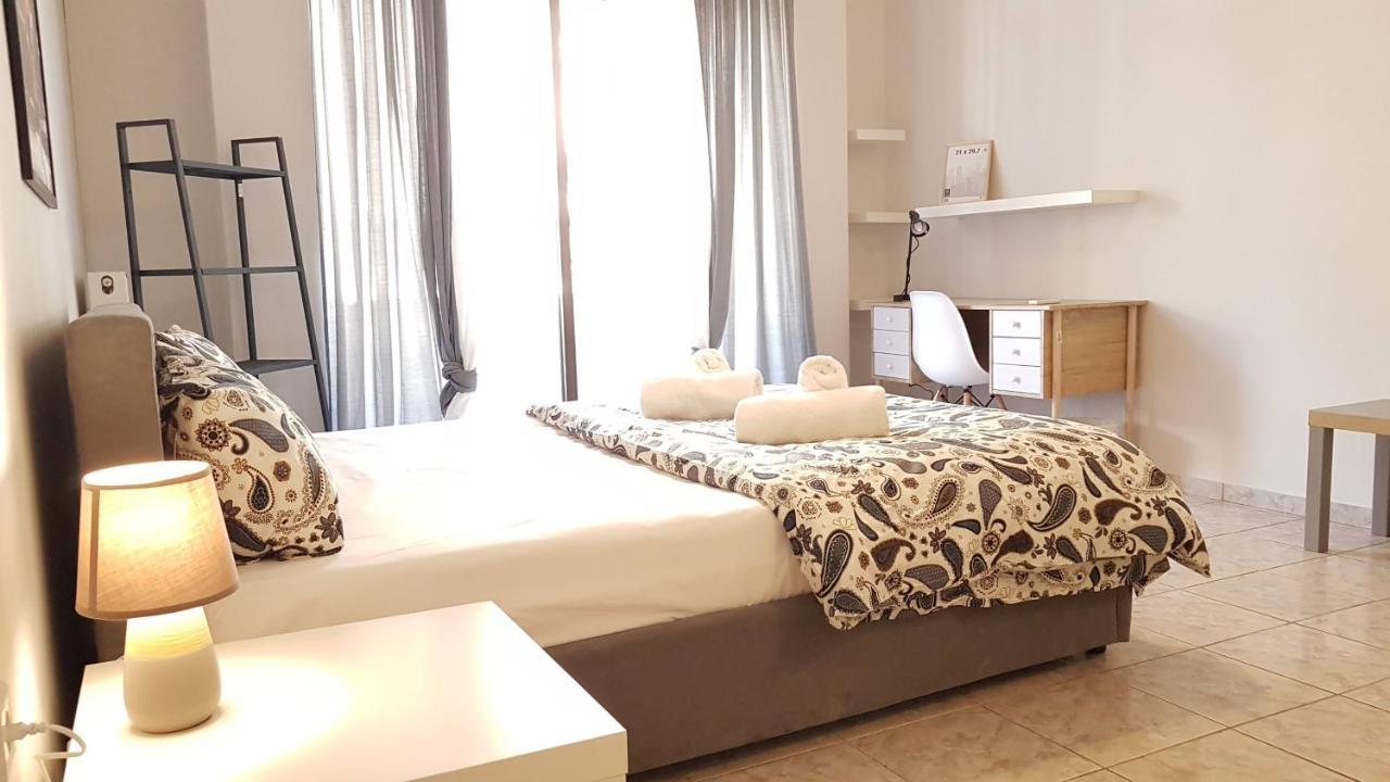 Palette Apartment Champagne - Athens Center, 6 Bd, 3 Bath Exteriér fotografie